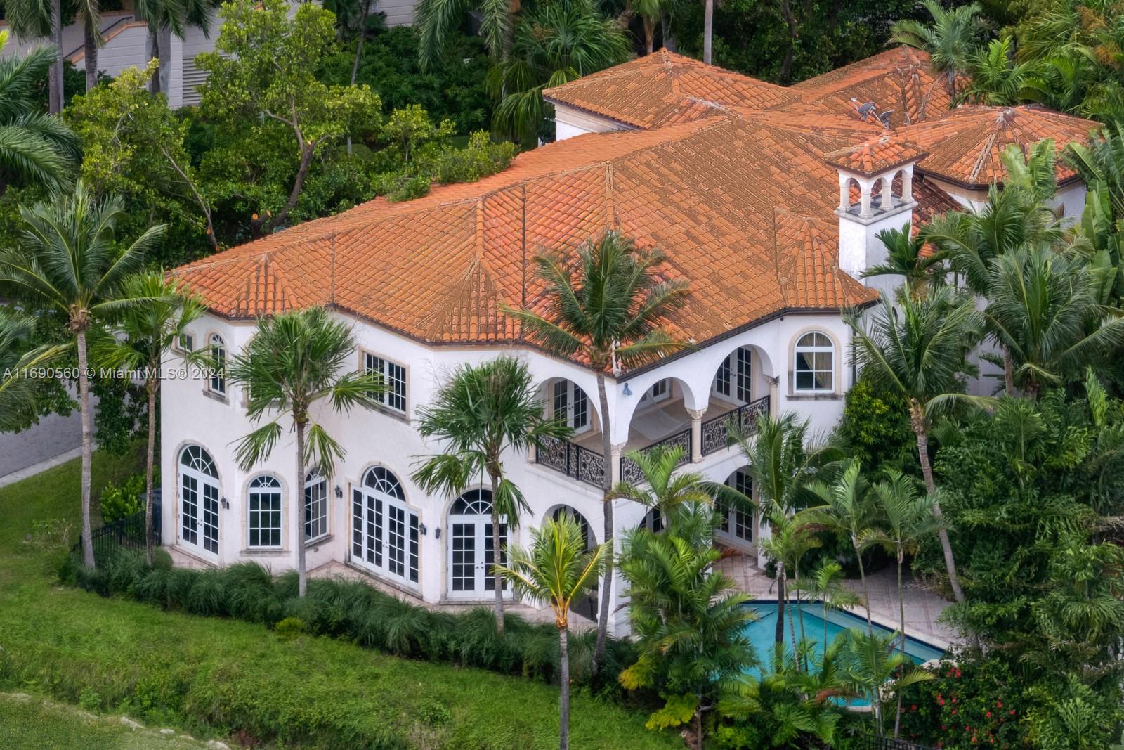 LINDISFARNE ON FISHER ISL - Residential