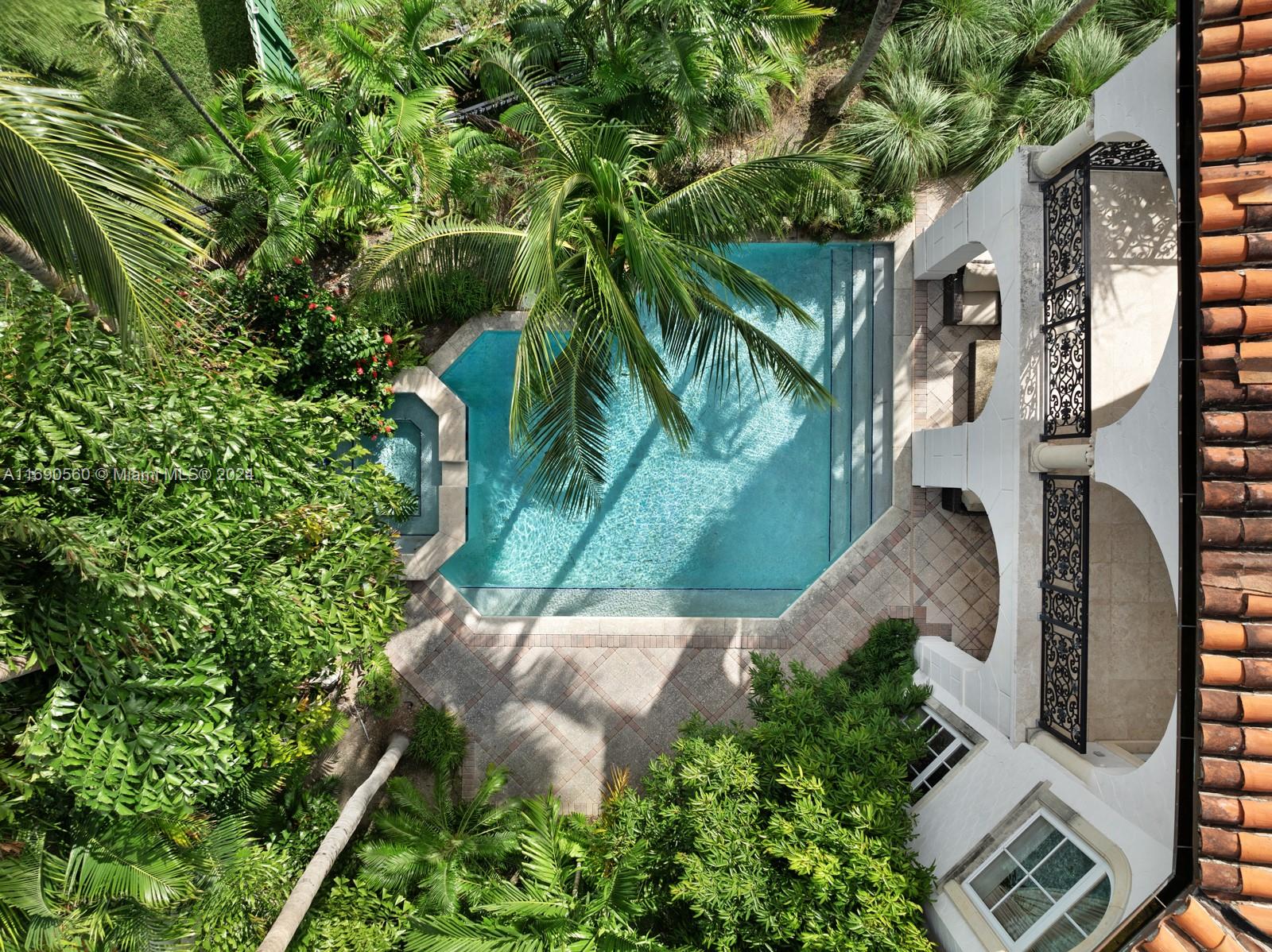 LINDISFARNE ON FISHER ISL - Residential