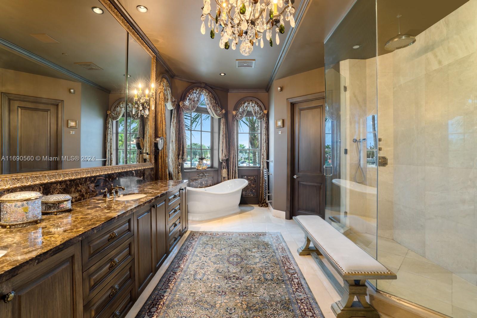 LINDISFARNE ON FISHER ISL - Residential