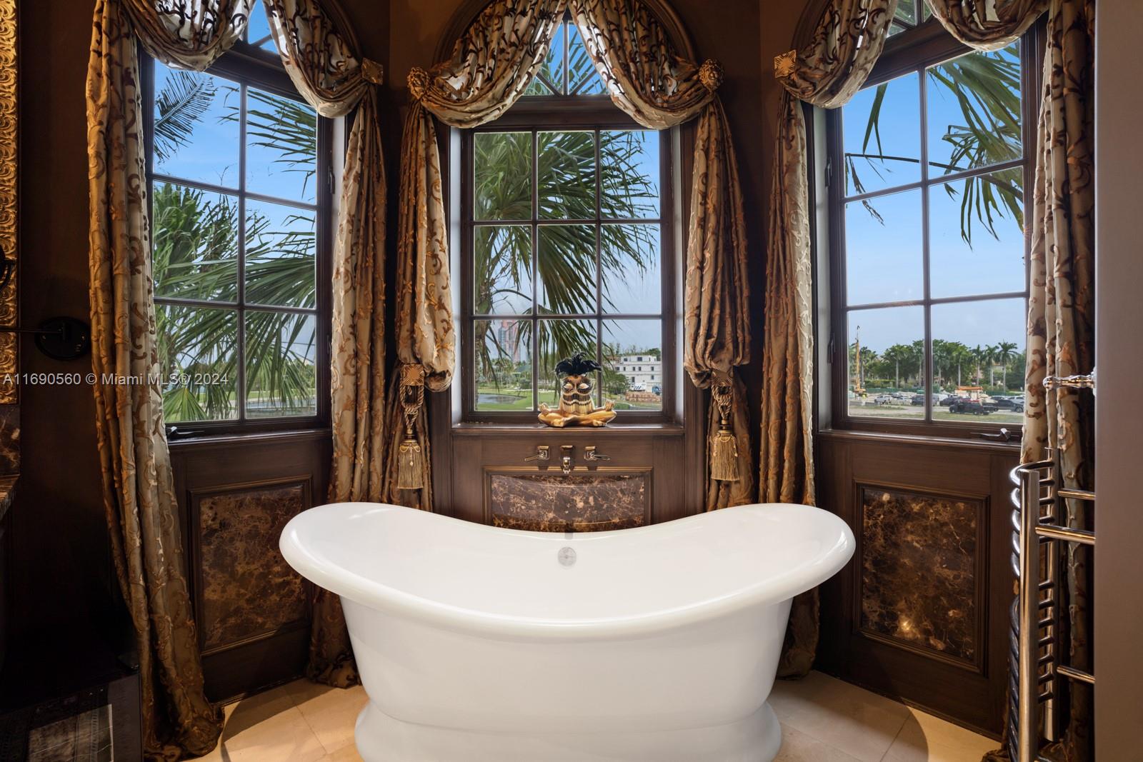 LINDISFARNE ON FISHER ISL - Residential