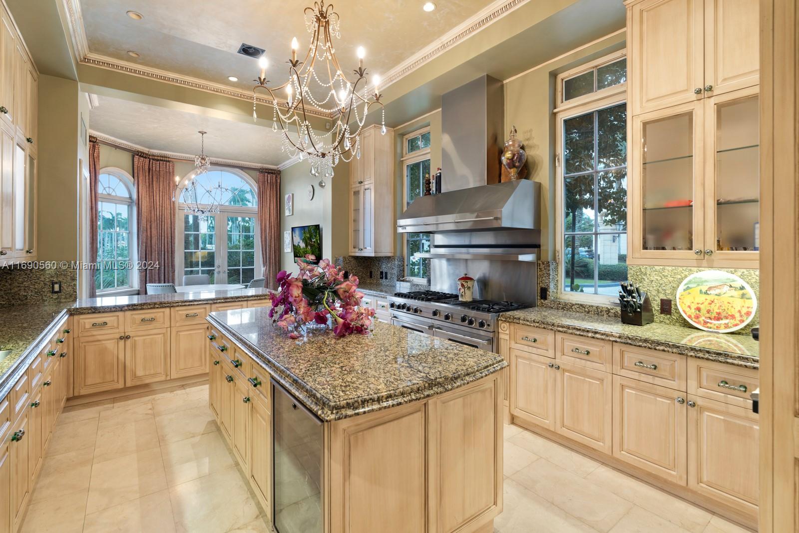 LINDISFARNE ON FISHER ISL - Residential