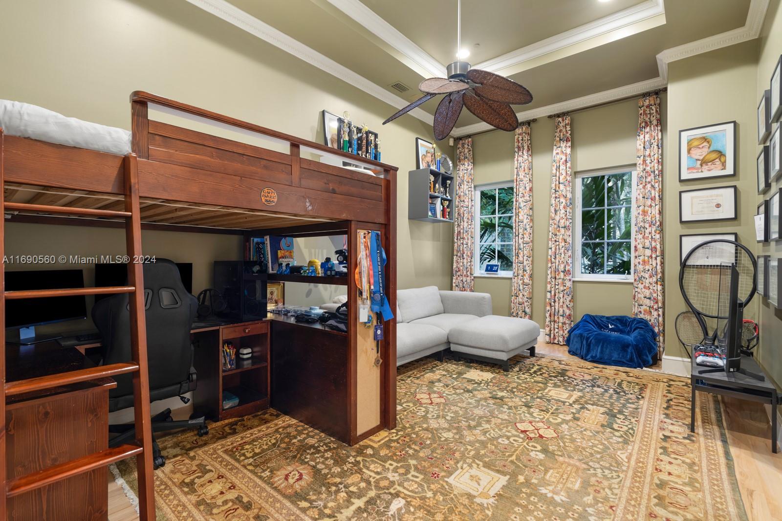 LINDISFARNE ON FISHER ISL - Residential