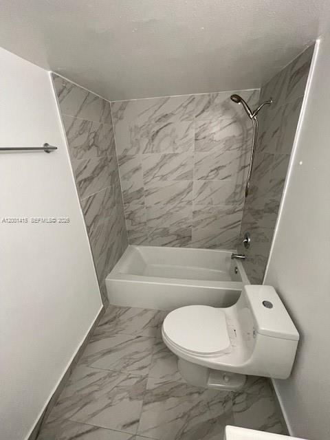 LAS ESTRELLAS CONDO - Residential Lease