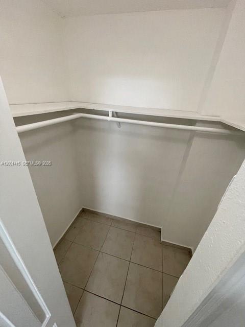 LAS ESTRELLAS CONDO - Residential Lease