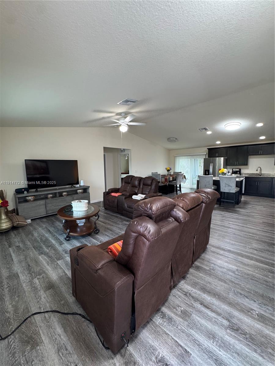 PORT LABELLE - Residential