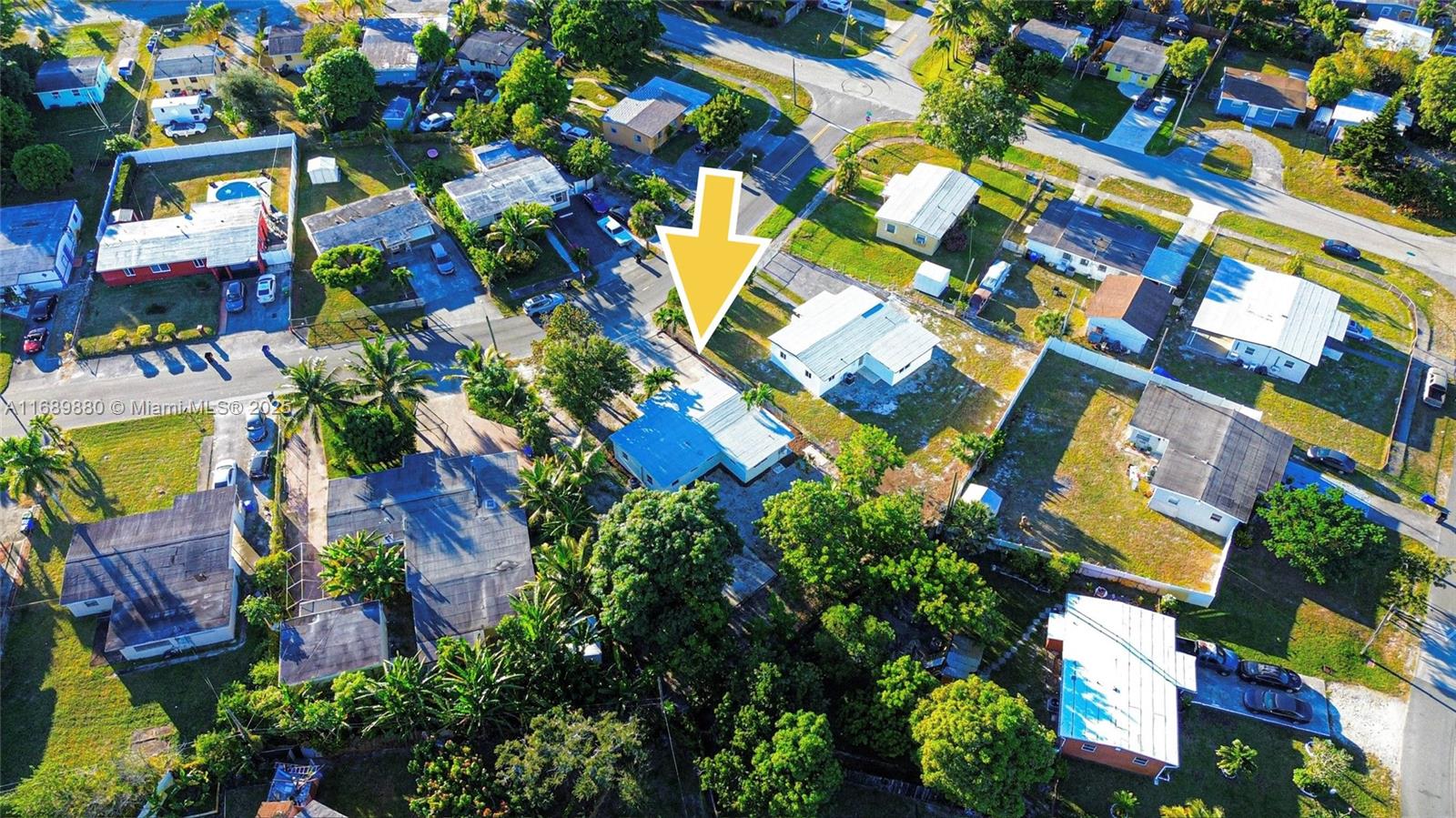 LAUDERDALE MANORS AMD PLA - Residential