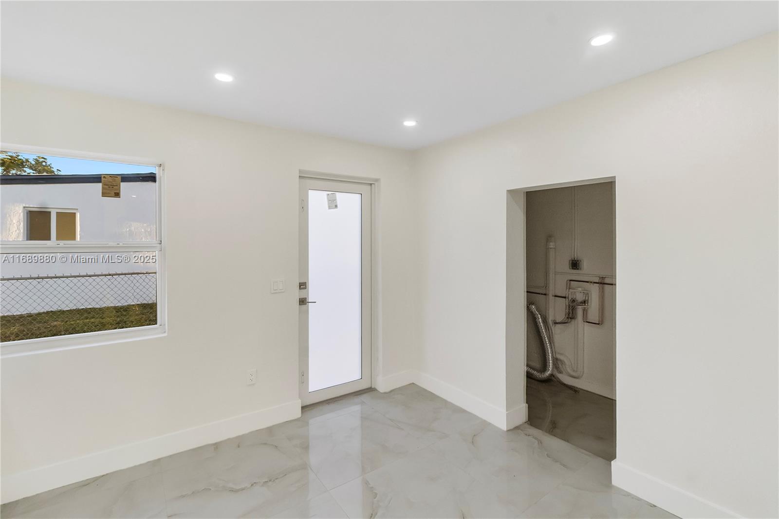 LAUDERDALE MANORS AMD PLA - Residential