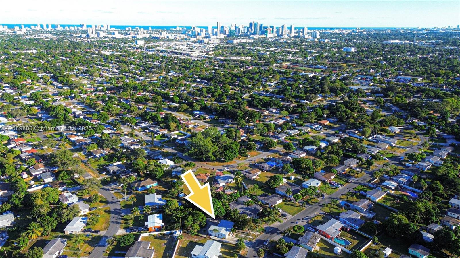 LAUDERDALE MANORS AMD PLA - Residential