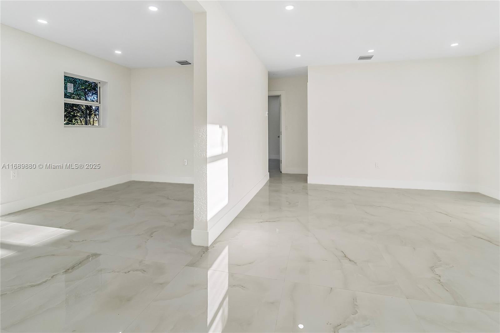 LAUDERDALE MANORS AMD PLA - Residential