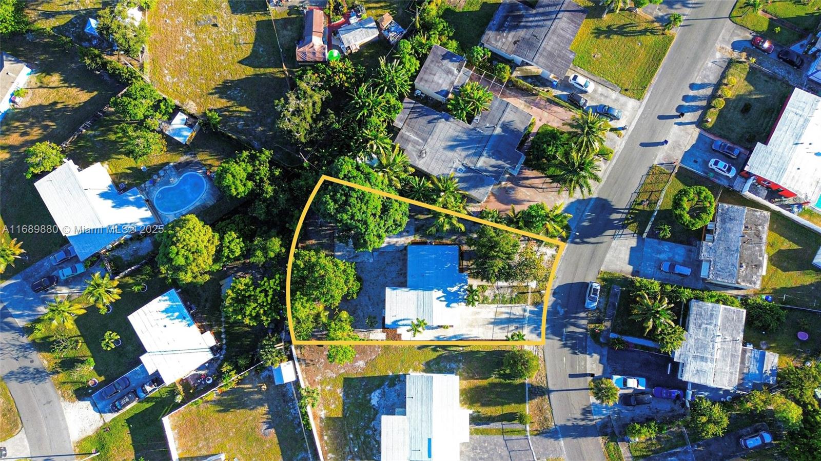 LAUDERDALE MANORS AMD PLA - Residential