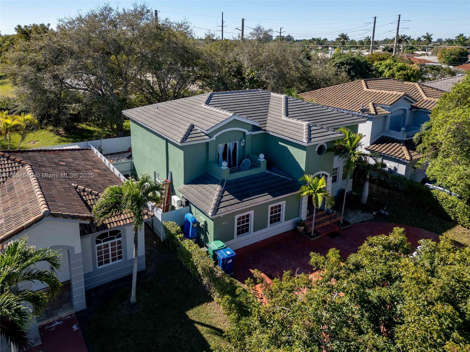 Property for Sale at 14620 Sw 176th Ter, Miami, Broward County, Florida - Bedrooms: 5 
Bathrooms: 3  - $790,999