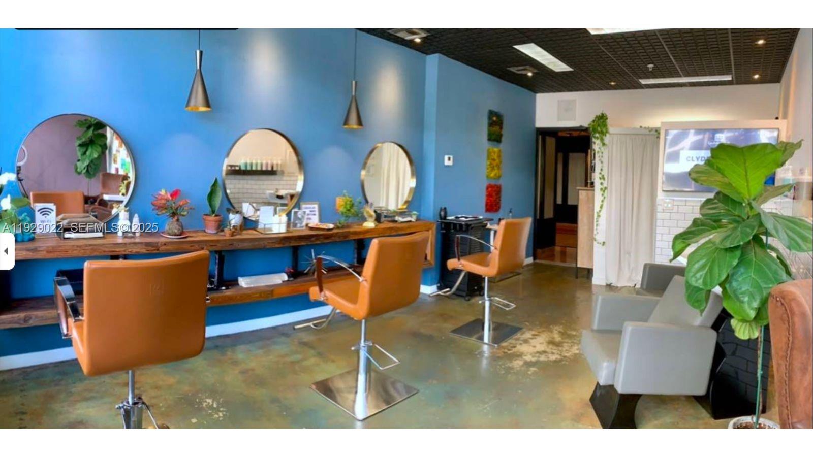 CHARTER CLUB CONDO - Residential