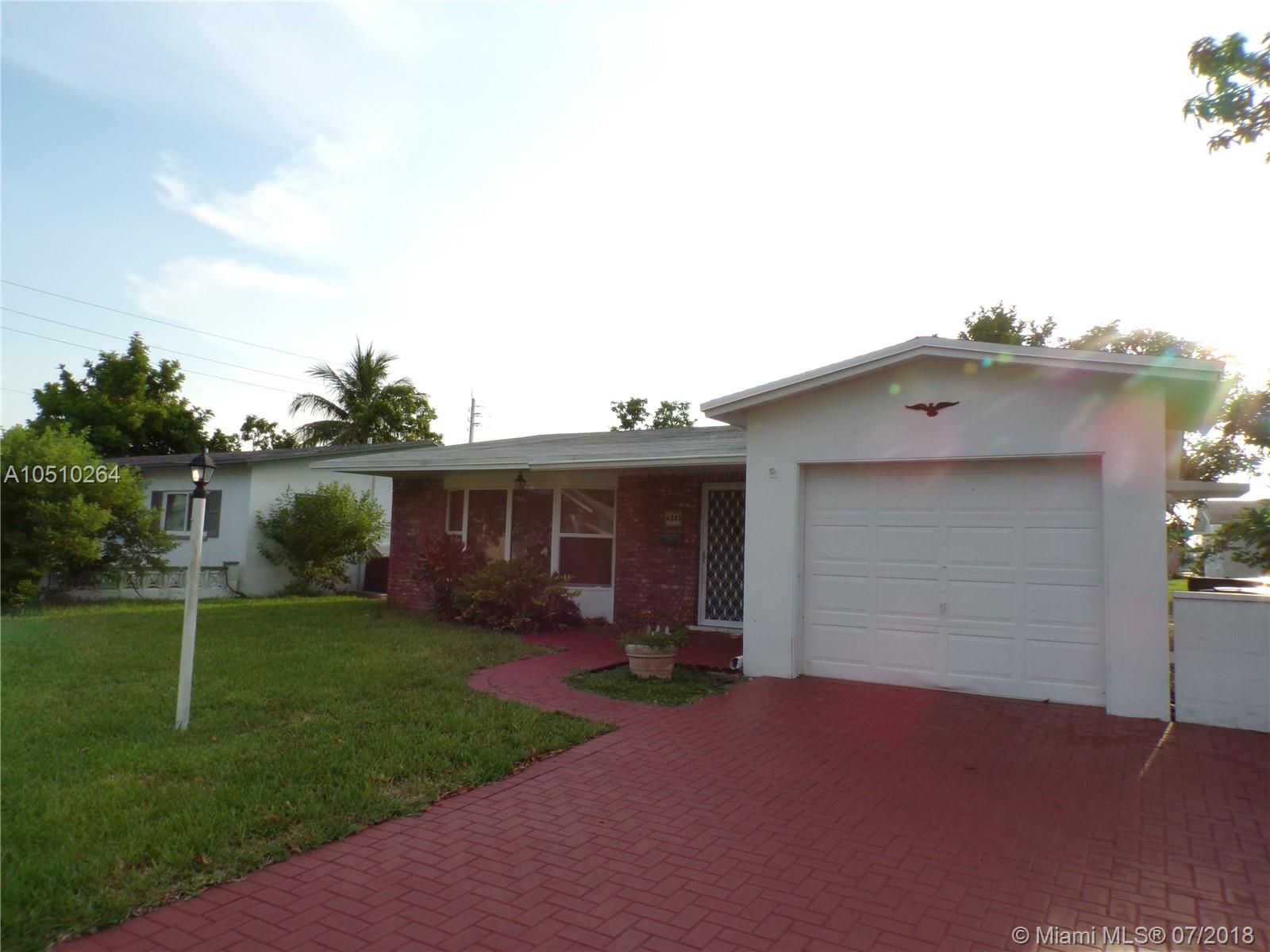 OAKLAND VILLAS - Residential