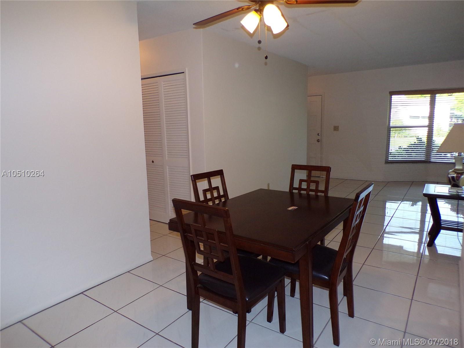 OAKLAND VILLAS - Residential