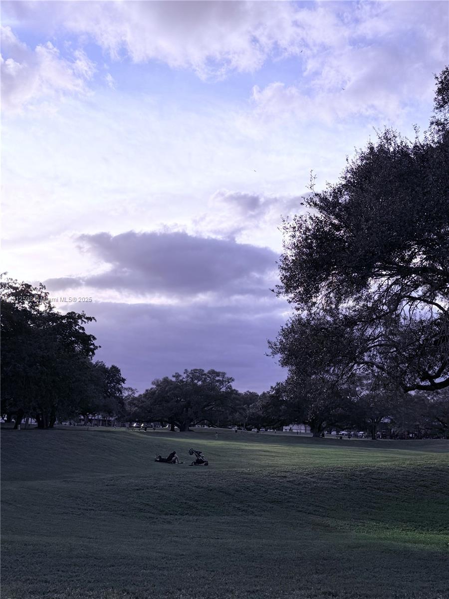 HOLLYWOOD GARDENS CONDOMI - Residential