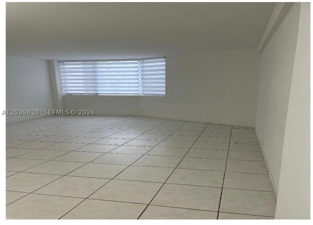 3301 NE 5th Ave 307