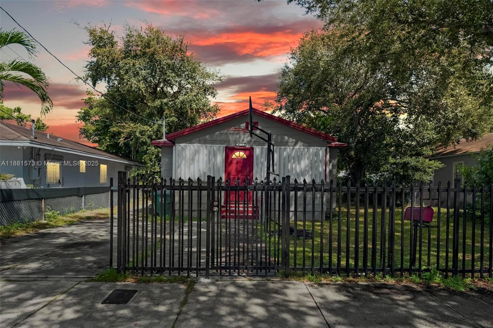 LIBERTY CITY HOMESITES - Residential