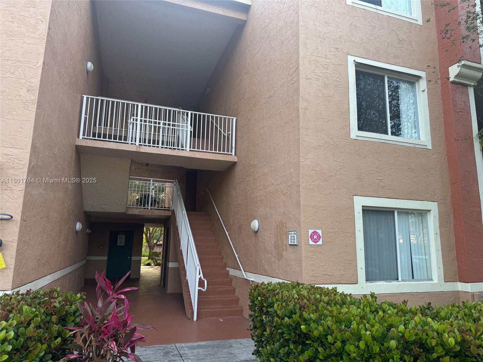 3854 Lyons Rd 207-5