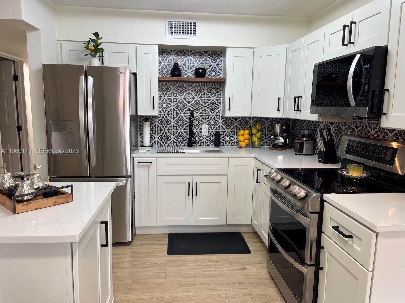 LEEWOOD FOREST - Residential