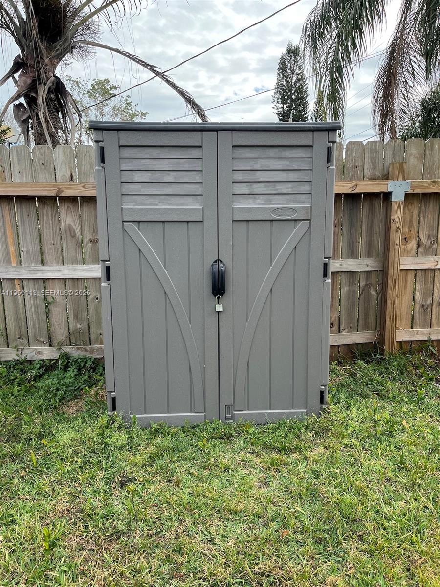 LEEWOOD FOREST - Residential