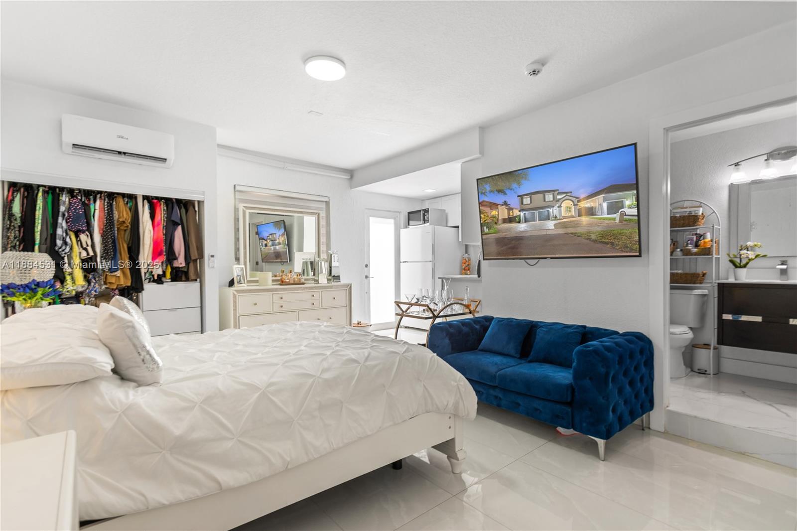 ALAMEDA NORTH - Residential Lease
