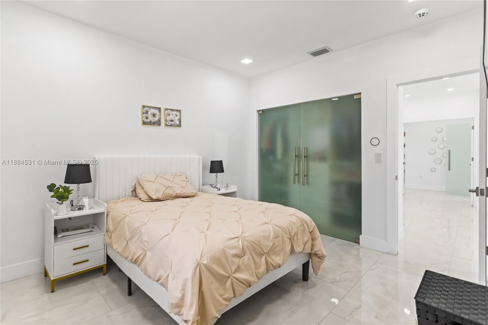 ALAMEDA NORTH - Residential Lease