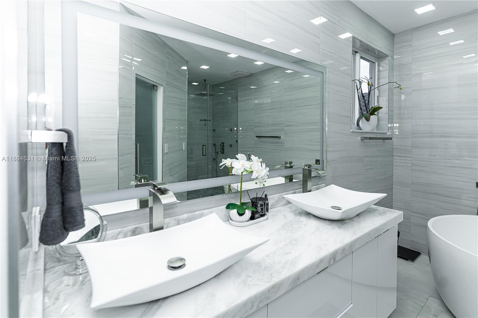 ALAMEDA NORTH - Residential Lease