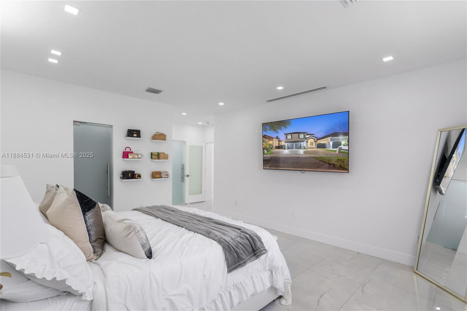 ALAMEDA NORTH - Residential Lease