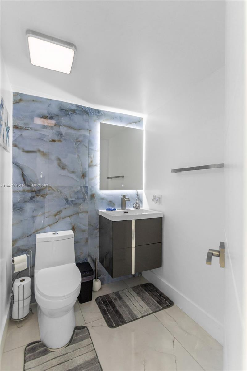 ALAMEDA NORTH - Residential Lease