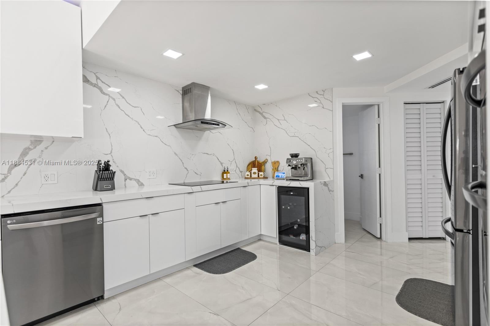 ALAMEDA NORTH - Residential Lease