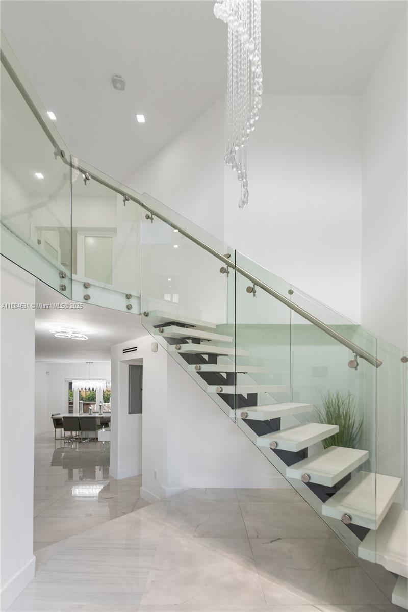 ALAMEDA NORTH - Residential Lease