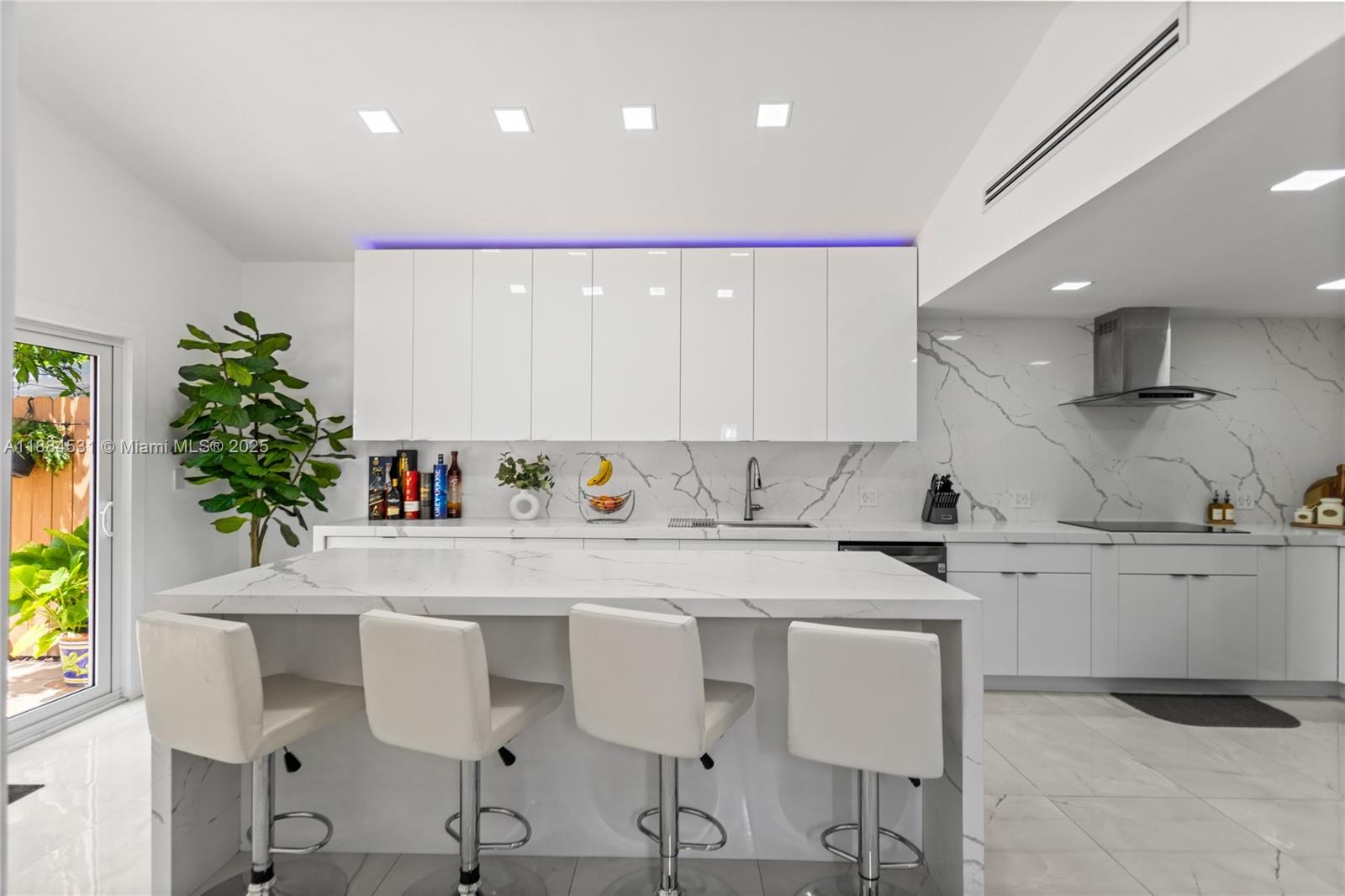 ALAMEDA NORTH - Residential Lease
