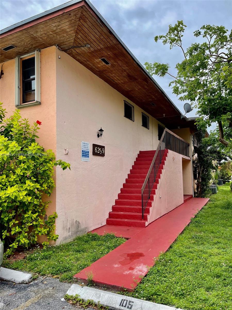 Great 2 Bed + den/2 Bath rental available in Hialeah! This apartment is ready to be leased ASAP! Features a large living/dining room, spacious kitchen, full washer and dryer and a great back porch area where you can garden. Unit features two parking spaces. Community features a community pool and a lot of green area. Centrally located close to shopping centers, highways and restaurants! No pets allowed!