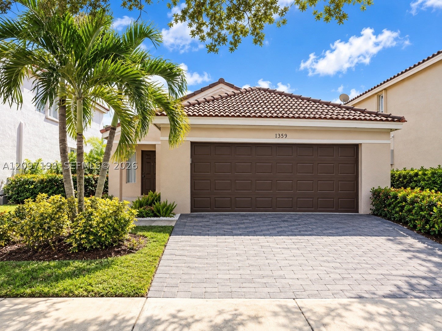 1359 Sabal Trl
