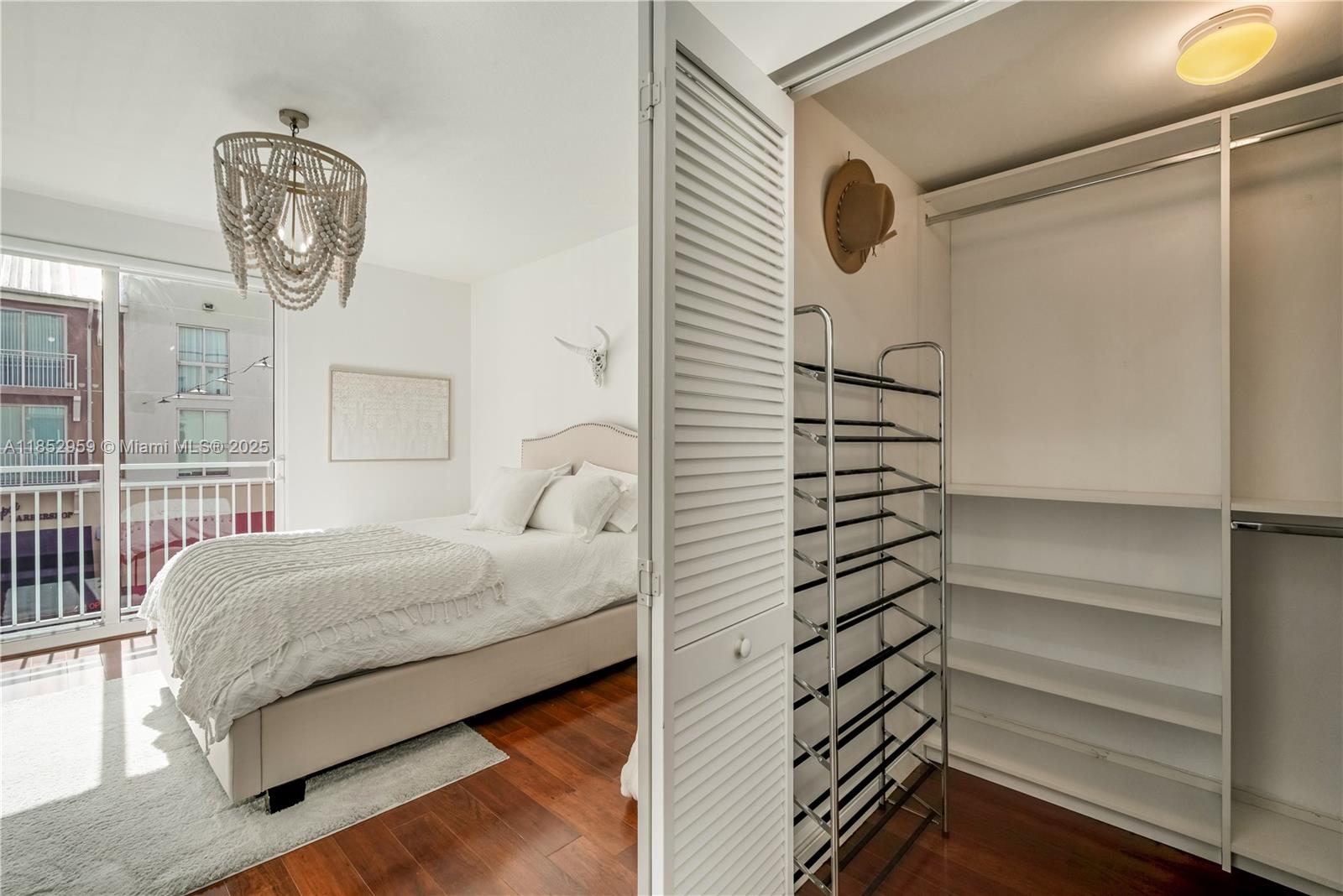 DOWNTOWN DADELAND CONDO N - Residential Lease