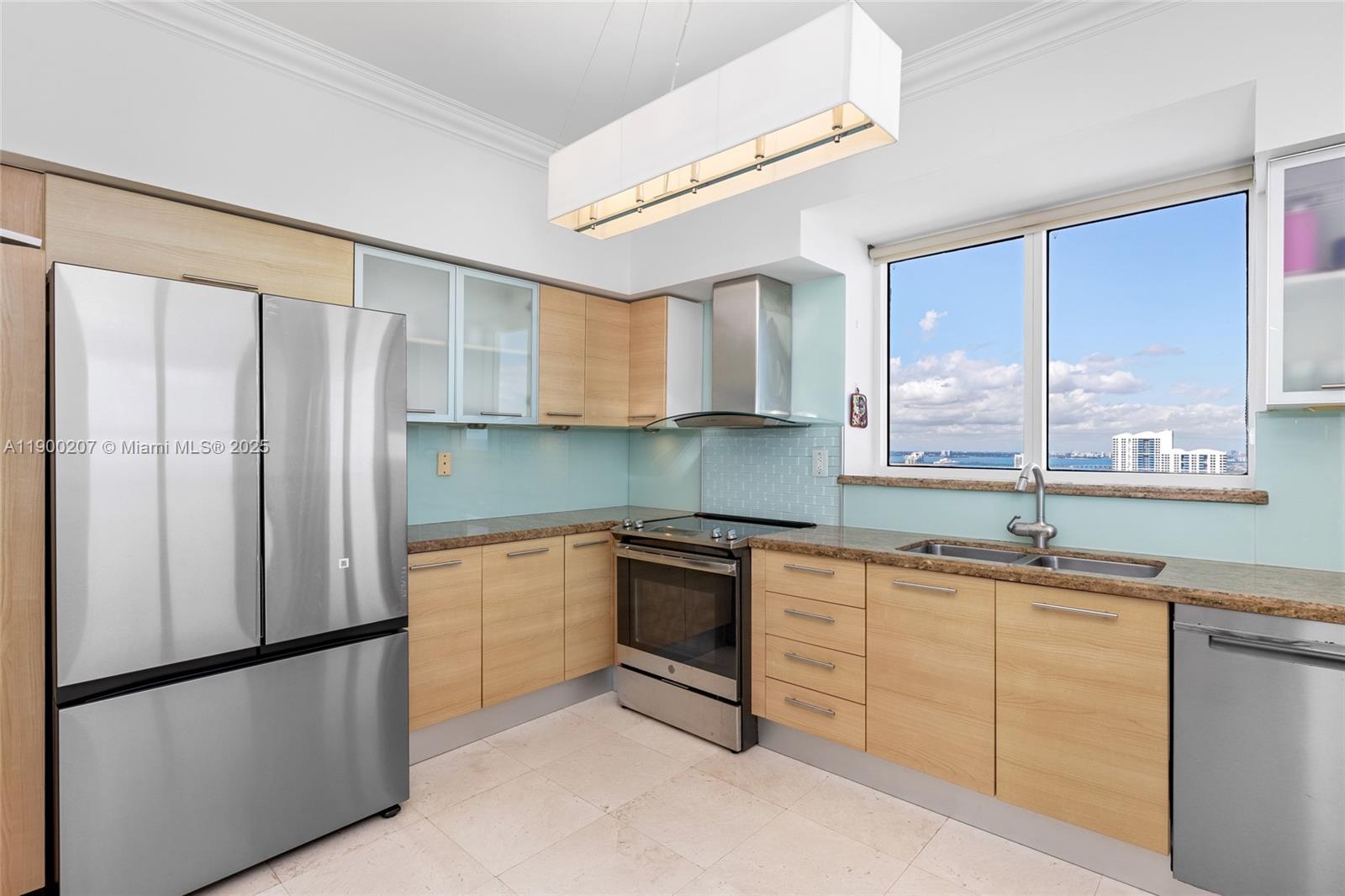 THE FLORIDIAN CONDO - Residential