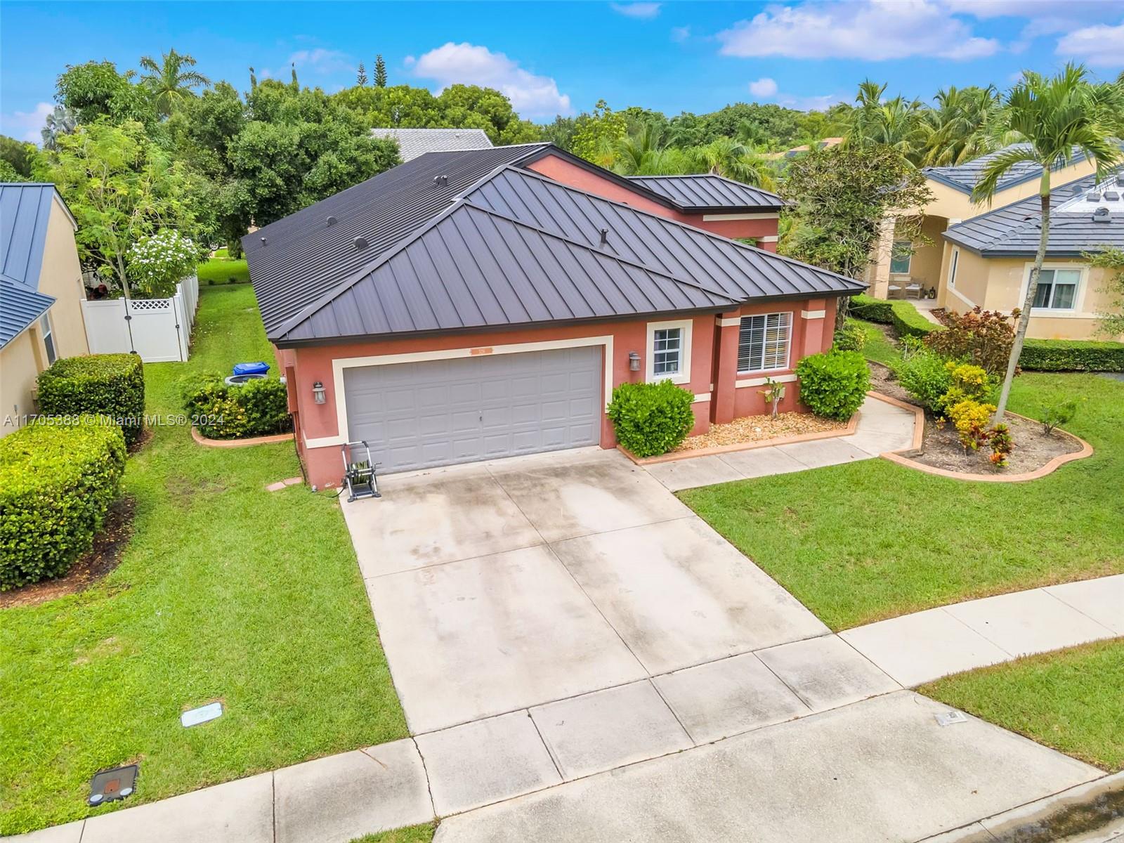 Property for Sale at 326 Sw 162nd Ave, Pembroke Pines, Miami-Dade County, Florida - Bedrooms: 4 
Bathrooms: 3  - $748,900