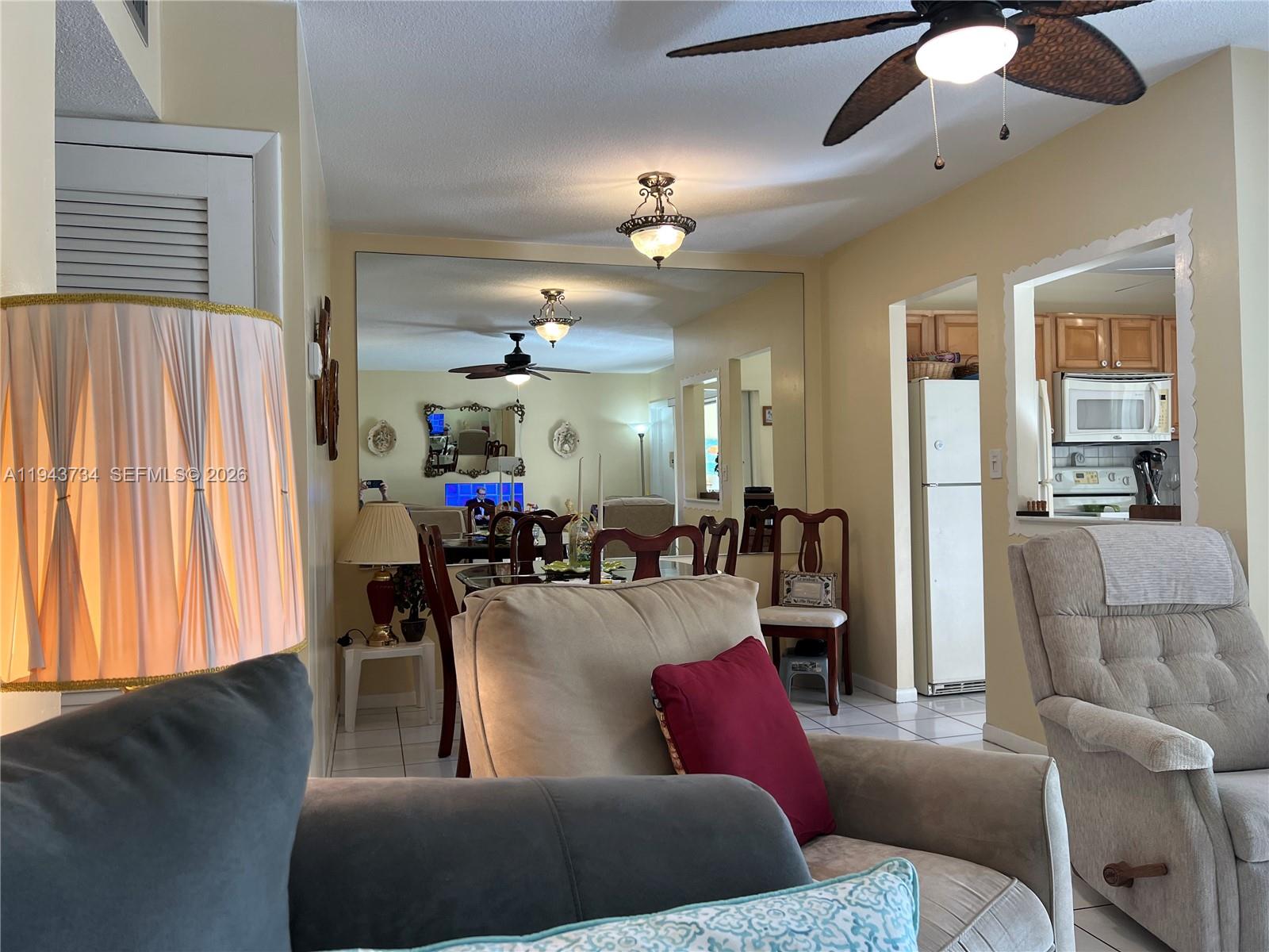 BEVERLY HILLS CONDO NUMBE - Residential