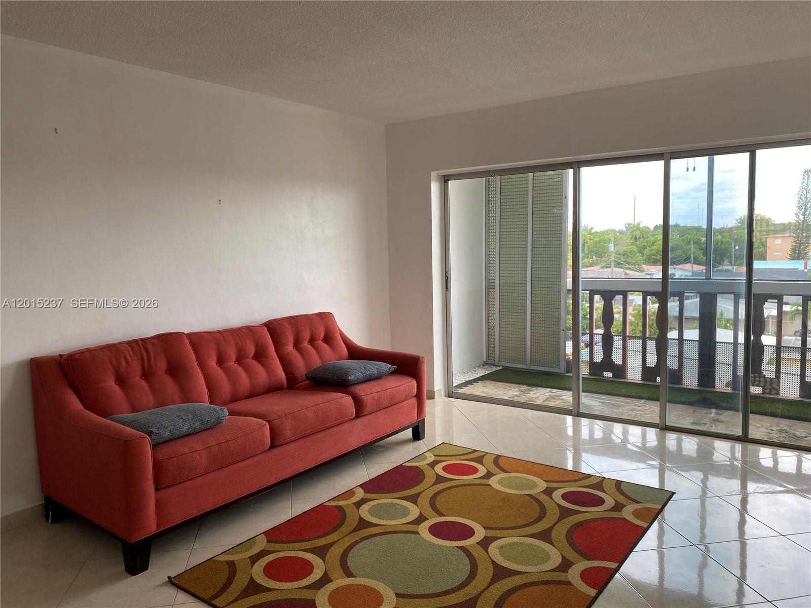 FIRST GULFSTREAM GARDEN - Residential Lease