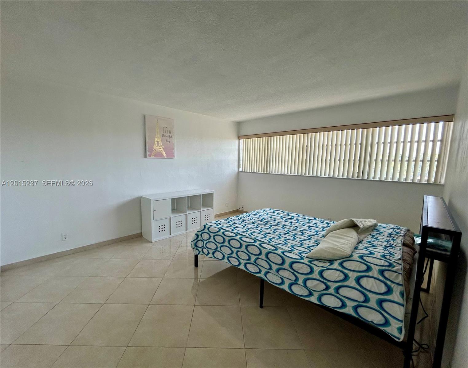 FIRST GULFSTREAM GARDEN - Residential Lease