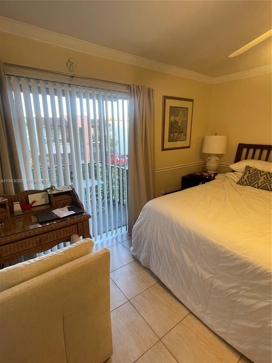 SPANISH TRACE CONDO - Residential Lease