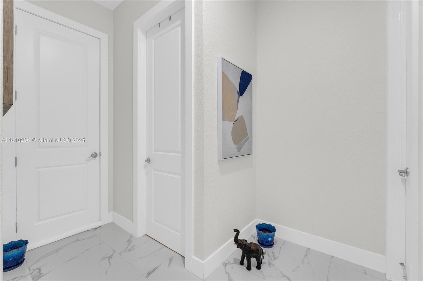 EQUESTRIAN TRAIL SUBDIVIS - Residential