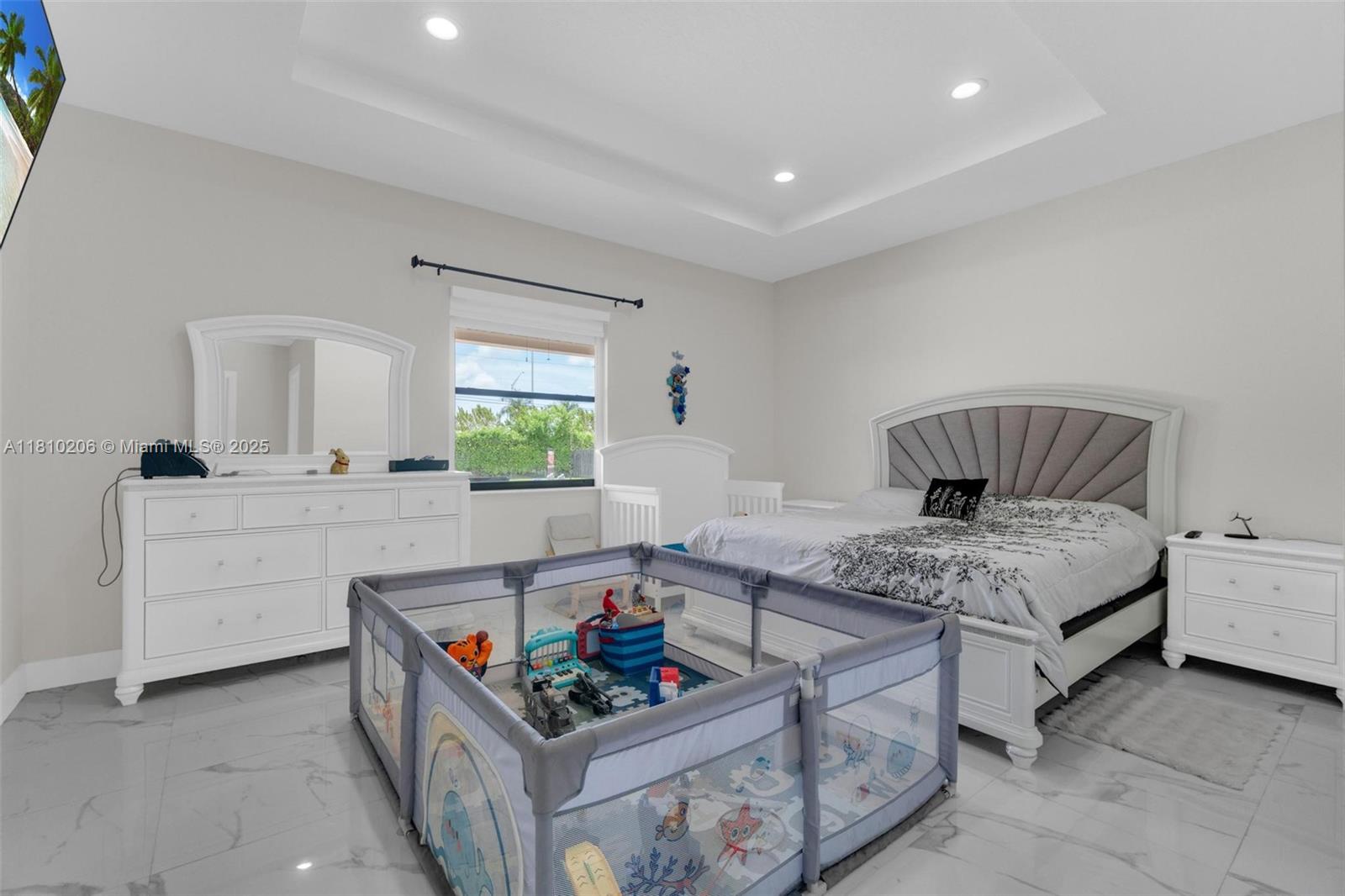 EQUESTRIAN TRAIL SUBDIVIS - Residential
