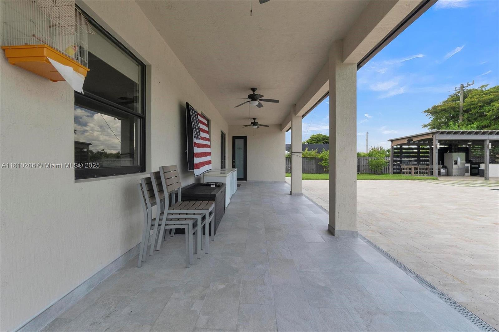 EQUESTRIAN TRAIL SUBDIVIS - Residential