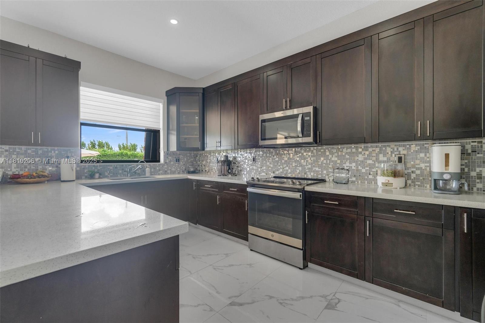 EQUESTRIAN TRAIL SUBDIVIS - Residential