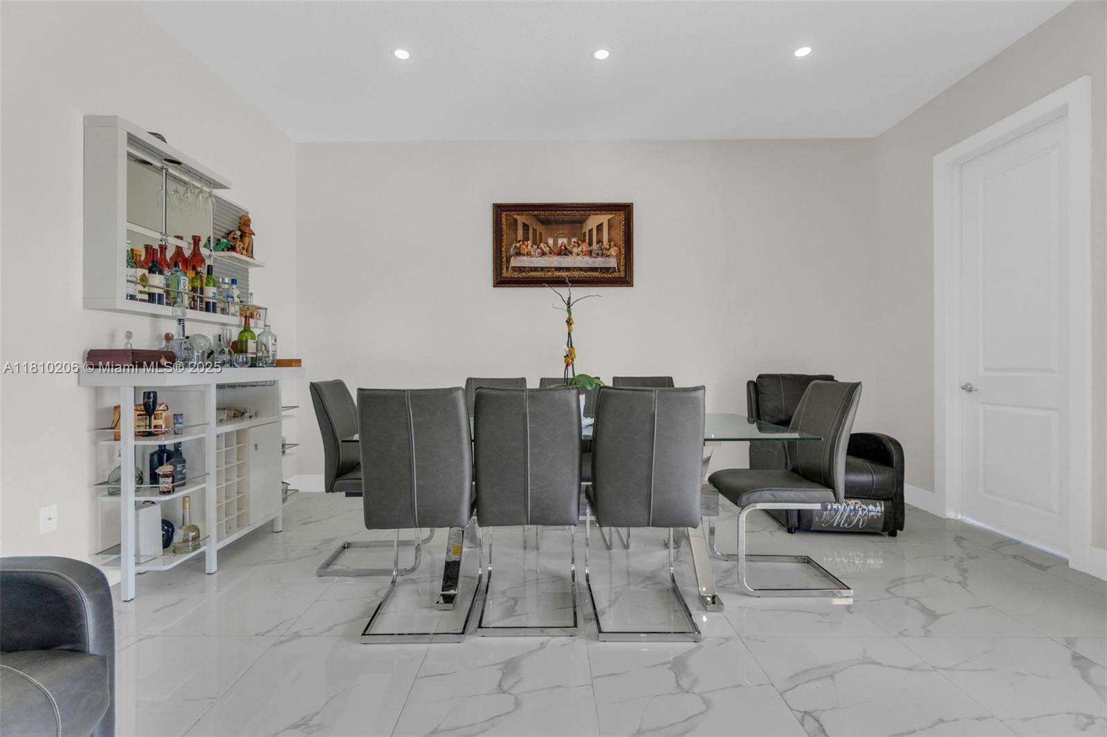 EQUESTRIAN TRAIL SUBDIVIS - Residential