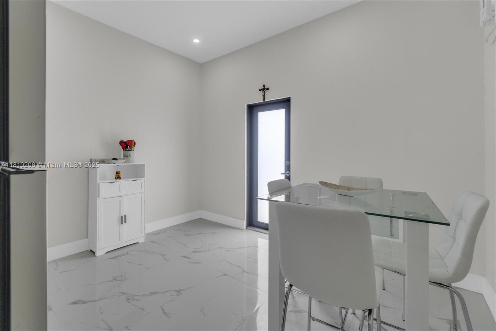 EQUESTRIAN TRAIL SUBDIVIS - Residential