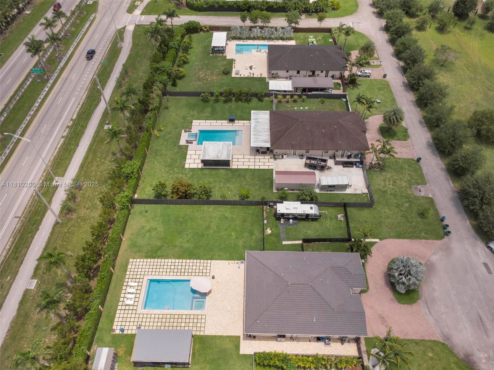 EQUESTRIAN TRAIL SUBDIVIS - Residential