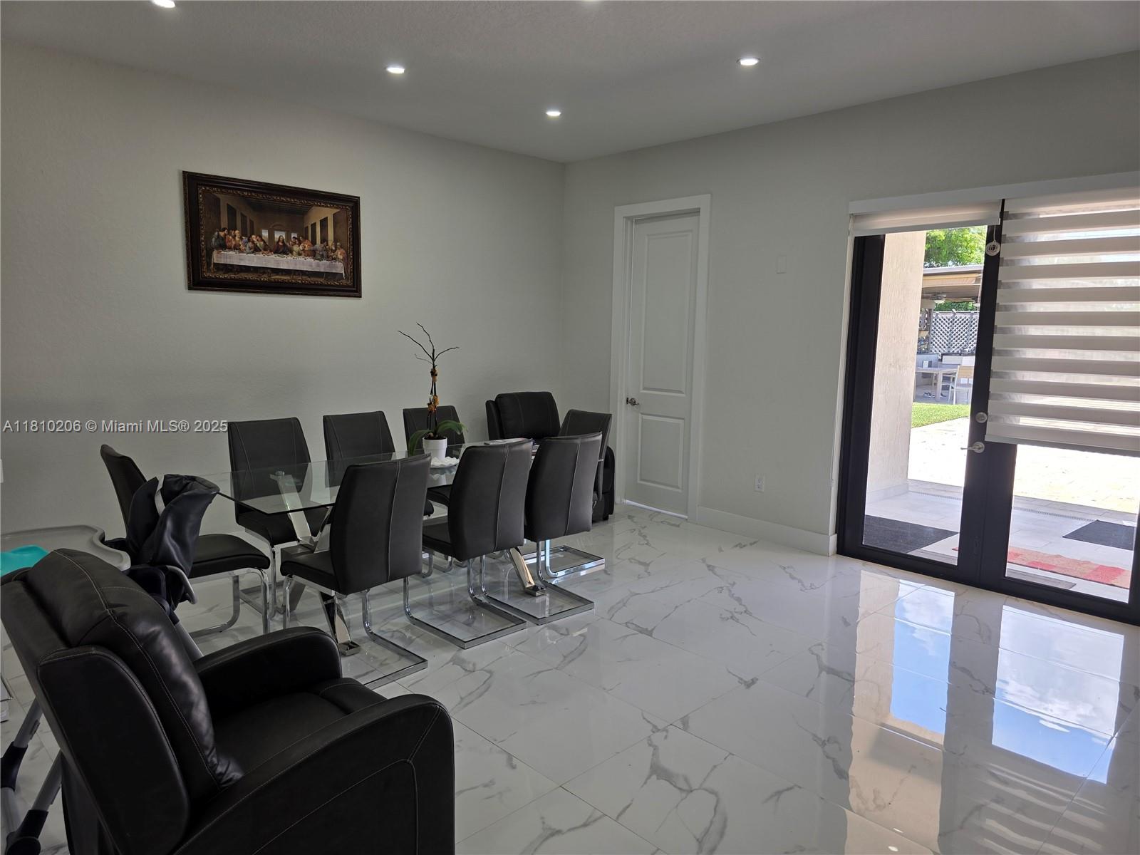 EQUESTRIAN TRAIL SUBDIVIS - Residential