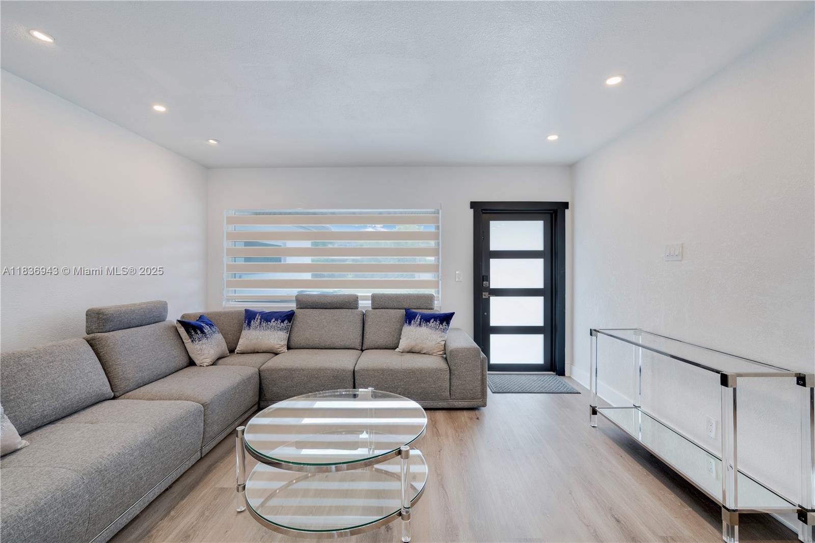 FLAMINGO PARK SEC - Residential